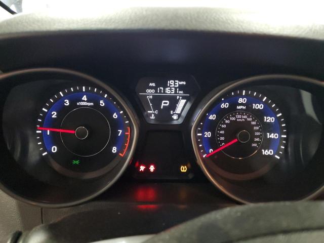 Photo 9 from auction – 2012 HYUNDAI ELANTRA GL with VIN 5NPDH4AE7CH092758