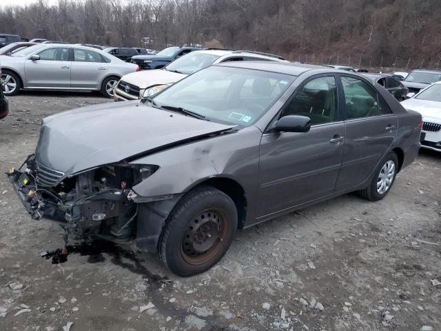 TOYOTA CAMRY LE 2005 with VIN 4T1BE32K55U987488 - Photo from auction