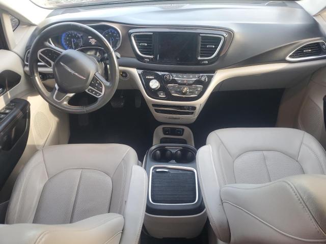 Photo 8 from auction – 2017 CHRYSLER PACIFICA T with VIN 2C4RC1EG3HR837952