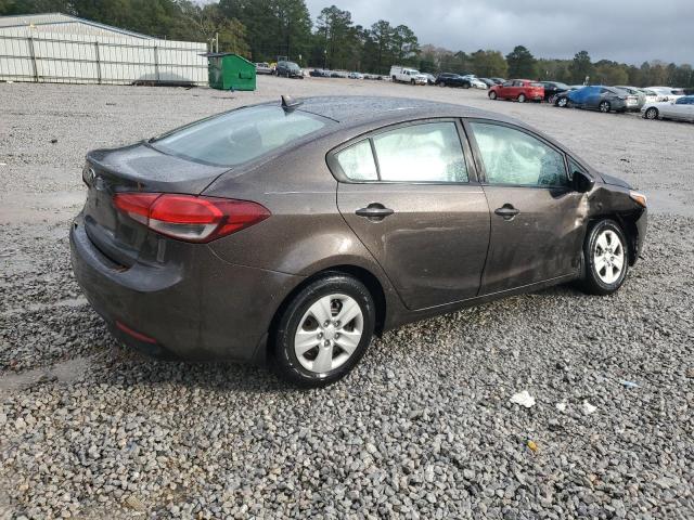 Photo 3 from auction – 2017 KIA FORTE LX with VIN 3KPFK4A71HE085215