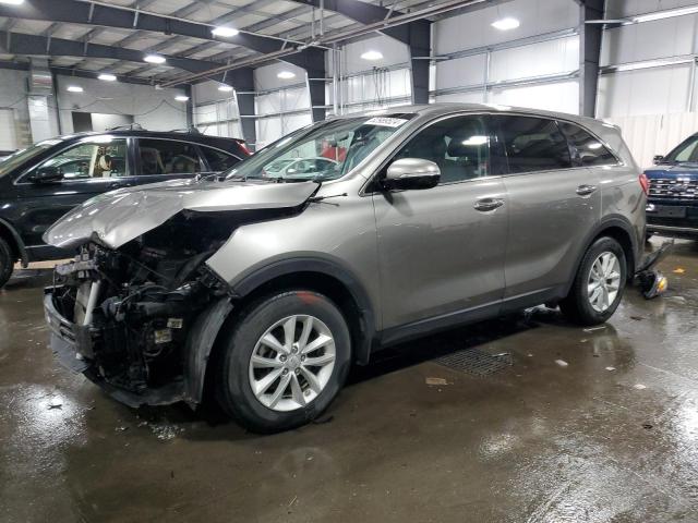 KIA SORENTO LX 2017 with VIN 5XYPG4A33HG210799 - Photo from auction