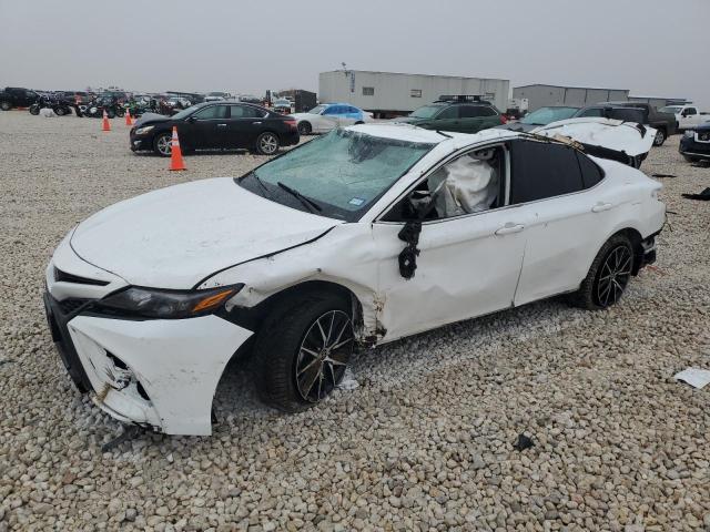 TOYOTA CAMRY SE 2022 with VIN 4T1G11AK0NU650069 - Photo from auction