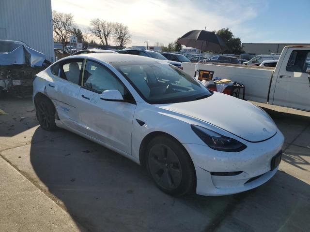 Снимка 4 от търг – 2023 TESLA MODEL 3 с VIN 5YJ3E1EA6PF588195
