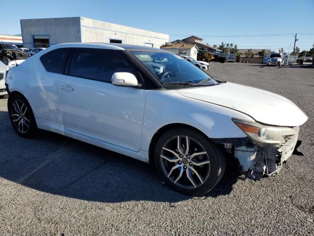 Photo 4 from auction – 2014 TOYOTA SCION TC with VIN JTKJF5C70E3066992
