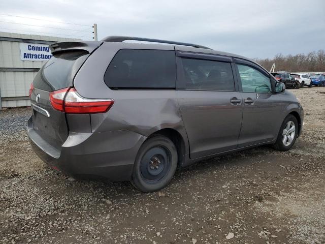 Photo 3 from auction – 2017 TOYOTA SIENNA LE with VIN 5TDKZ3DC4HS796281