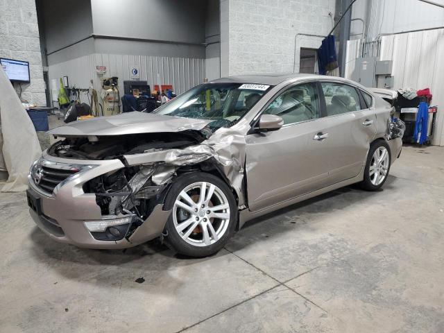 NISSAN ALTIMA 3.5 2013 with VIN 1N4BL3AP1DC231111 - Photo from auction