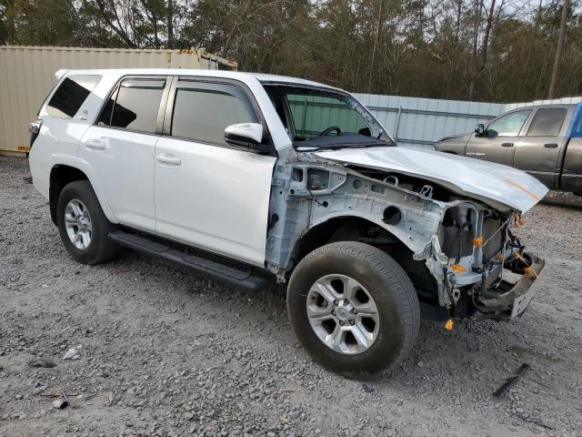 Photo 4 from auction – 2020 TOYOTA 4RUNNER SR with VIN JTEBU5JR6L5802322