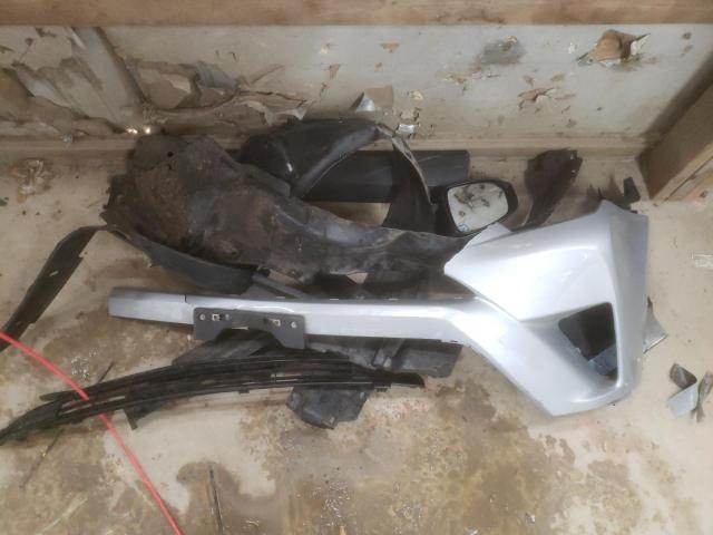 Photo 13 from auction – 2017 TOYOTA RAV4 LIMIT with VIN 2T3DFREV5HW684091