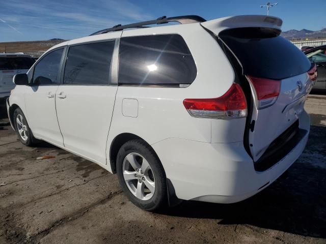 Photo 2 from auction – 2012 TOYOTA SIENNA LE with VIN 5TDKK3DC2CS277663