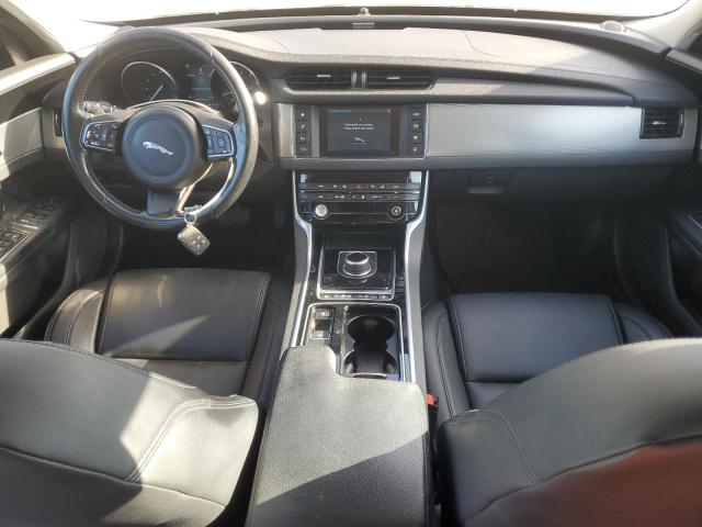 Photo 8 from auction – 2018 JAGUAR XF PREMIUM with VIN SAJBJ4FX9JCY54696