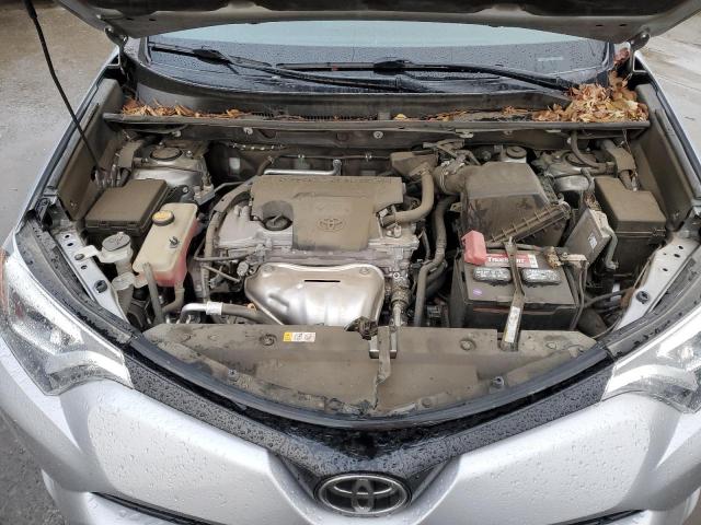 Photo 11 from auction – 2018 TOYOTA RAV4 SE with VIN 2T3NFREV4JW517957