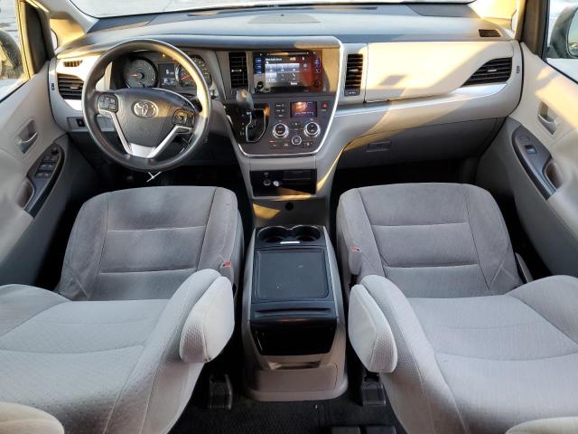 Photo 8 from auction – 2017 TOYOTA SIENNA LE with VIN 5TDKZ3DCXHS856998