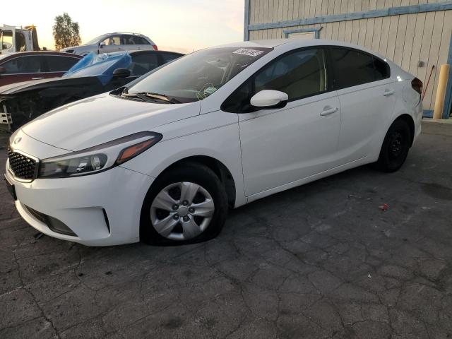 Zdjęcie 1 z aukcji – 2017 KIA FORTE LX z VIN 3KPFK4A79HE059073