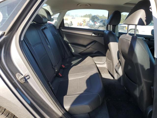 Photo 10 from auction – 2015 VOLKSWAGEN PASSAT SE with VIN 1VWBV7A32FC060118