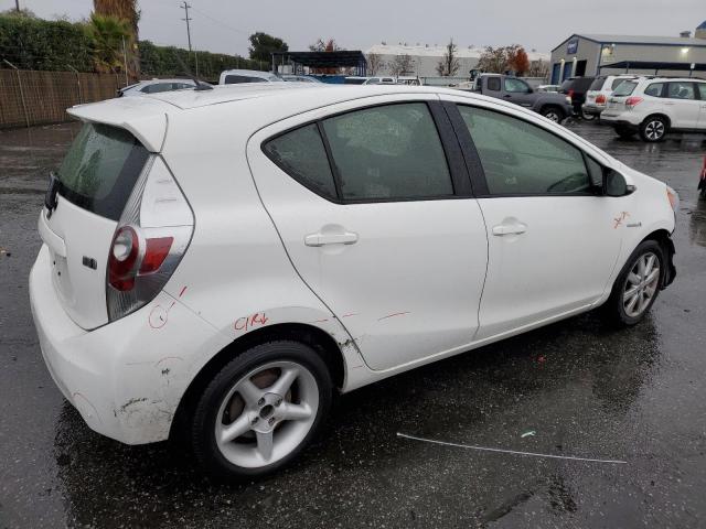 Photo 3 from auction – 2013 TOYOTA PRIUS C with VIN JTDKDTB31D1536221