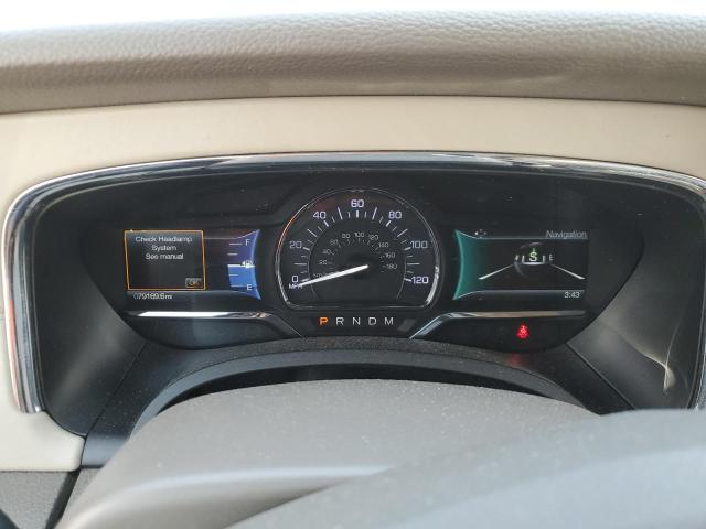 Photo 9 from auction – 2017 LINCOLN NAVIGATOR with VIN 5LMJJ2HTXHEL09817