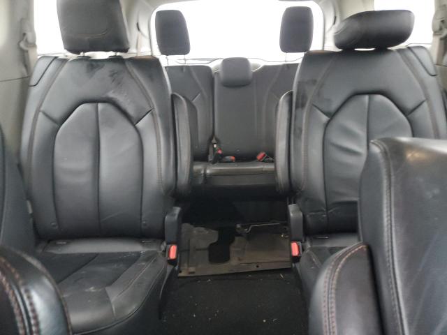 Photo 10 from auction – 2017 CHRYSLER PACIFICA T with VIN 2C4RC1BG2HR733750