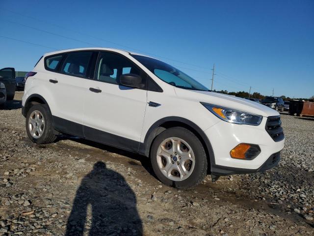 Photo 4 from auction – 2017 FORD ESCAPE S with VIN 1FMCU0F76HUB74340