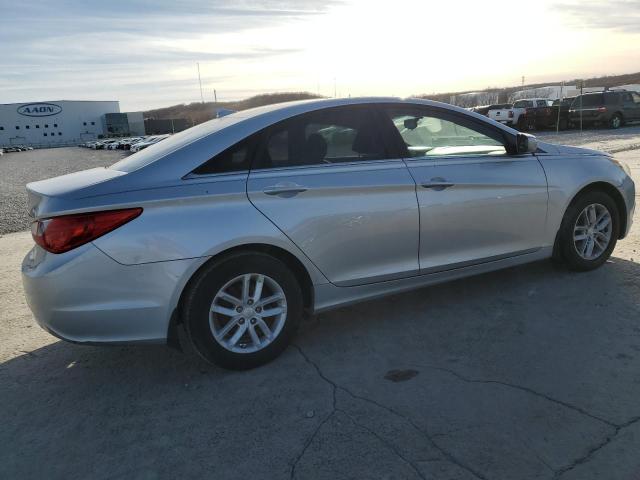 Photo 3 from auction – 2013 HYUNDAI SONATA GLS with VIN 5NPEB4AC0DH539372