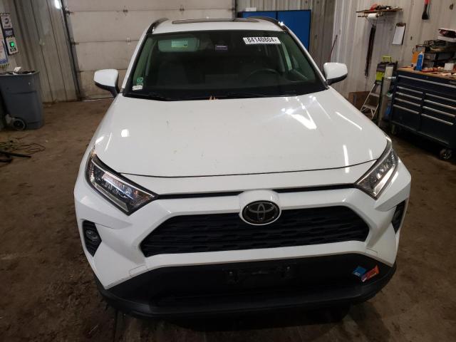 Photo 5 from auction – 2019 TOYOTA RAV4 XLE with VIN JTMP1RFV5KD507040