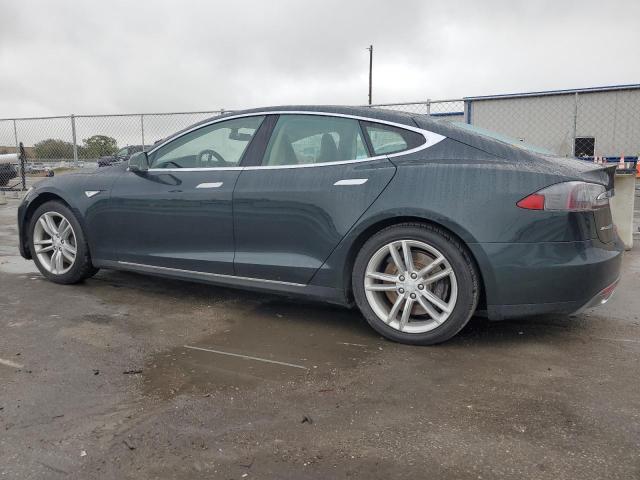 Photo 2 from auction – 2013 TESLA MODEL S with VIN 5YJSA1DN6DFP21044