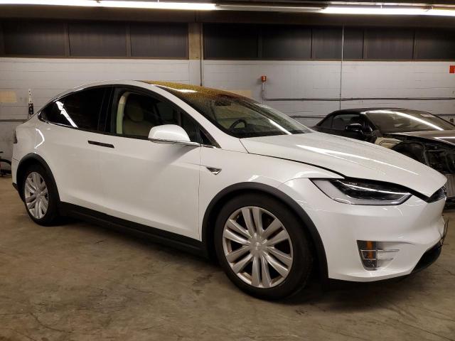 Photo 4 from auction – 2016 TESLA MODEL X with VIN 5YJXCBE20GF012107
