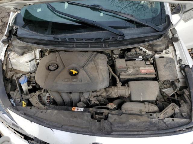 Photo 11 from auction – 2017 KIA FORTE LX with VIN KNAFK5A81H5690231