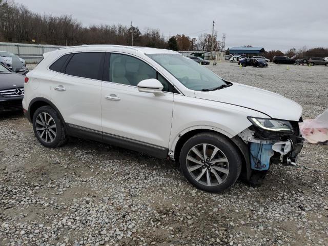 Photo 4 from auction – 2019 LINCOLN MKC RESERV with VIN 5LMCJ3C93KUL31620
