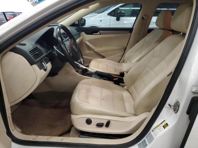 Photo 7 from auction – 2015 VOLKSWAGEN PASSAT S with VIN 1VWAT7A39FC101393
