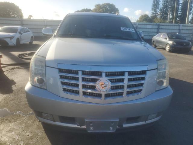 Photo 5 from auction – 2010 CADILLAC ESCALADE L with VIN 1GYUKBEFXAR175111