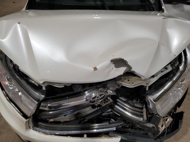 Photo 12 from auction – 2015 TOYOTA HIGHLANDER with VIN 5TDJKRFH6FS148630