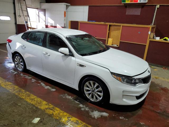 Photo 4 from auction – 2017 KIA OPTIMA EX with VIN 5XXGU4L39HG158475