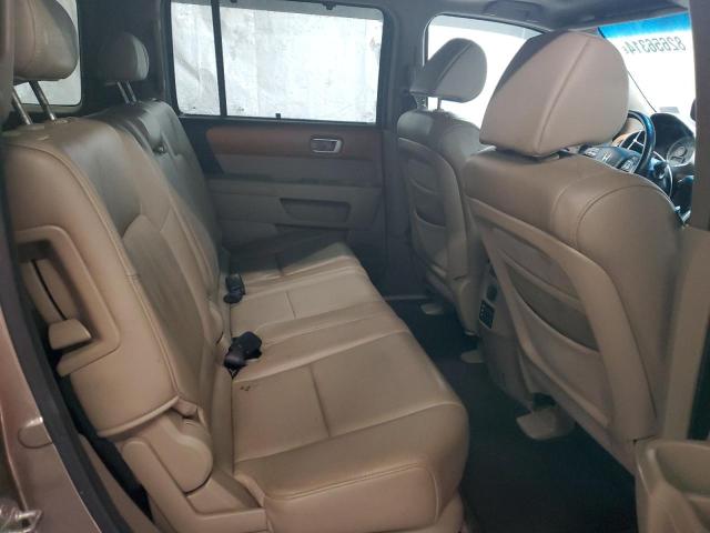 Photo 11 from auction – 2010 HONDA PILOT TOUR with VIN 5FNYF4H92AB002928