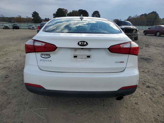 Photo 6 from auction – 2015 KIA FORTE EX with VIN KNAFX4A81F5269540