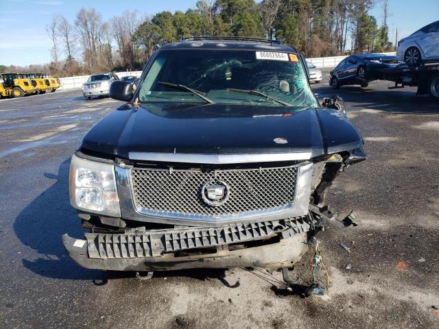 Photo 5 from auction – 2002 CADILLAC ESCALADE L with VIN 1GYEK63N92R148781