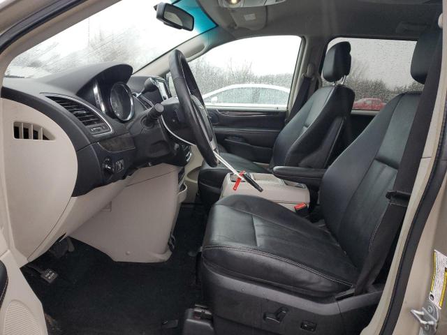 Photo 7 from auction – 2016 CHRYSLER TOWN & COU with VIN 2C4RC1BG0GR280176
