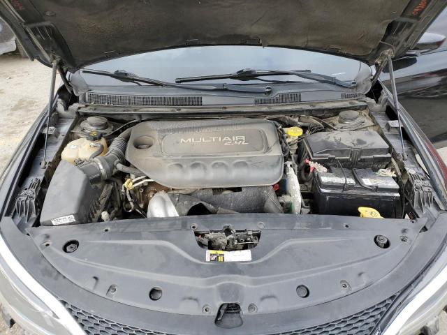 Photo 11 from auction – 2015 CHRYSLER 200 S with VIN 1C3CCCBB9FN717002