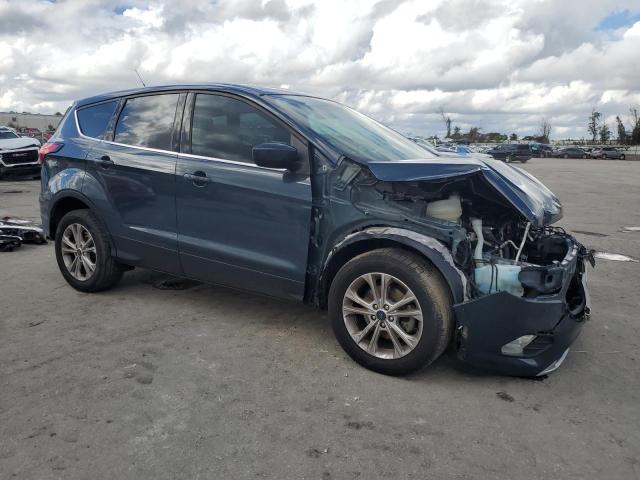 Photo 4 from auction – 2019 FORD ESCAPE SE with VIN 1FMCU0GD9KUB95517