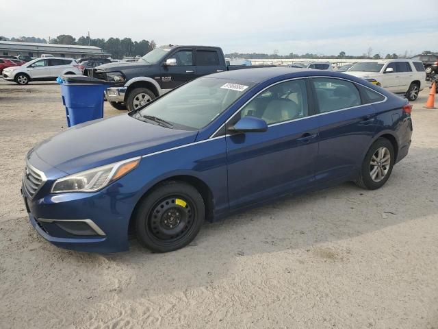 HYUNDAI SONATA SE 2017 with VIN 5NPE24AF8HH576573 - Photo from auction