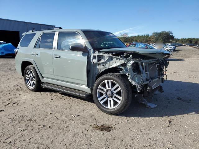 Photo 4 from auction – 2022 TOYOTA 4RUNNER TR with VIN JTEAU5JR3N5276956