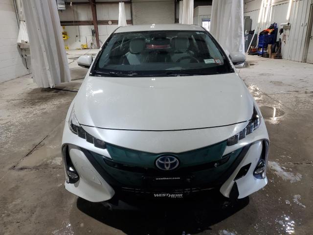 Photo 5 from auction – 2017 TOYOTA PRIUS PRIM with VIN JTDKARFP5H3009415