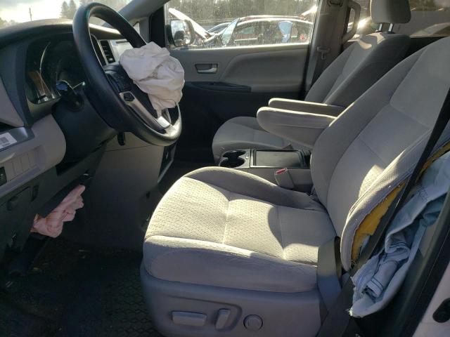 Photo 7 from auction – 2015 TOYOTA SIENNA LE with VIN 5TDKK3DCXFS559778