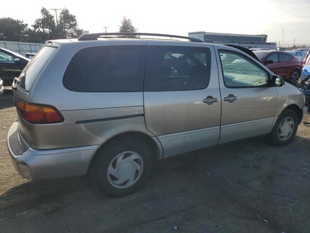 Photo 3 from auction – 2000 TOYOTA SIENNA LE with VIN 4T3ZF13C4YU288128