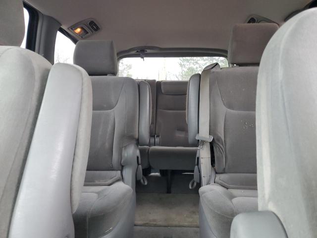 Photo 10 from auction – 2003 TOYOTA SIENNA with VIN 5TDZA23C04S008589