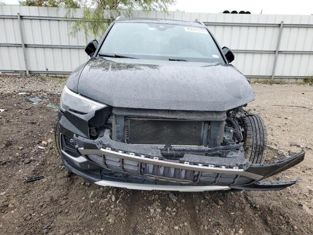 Photo 5 from auction – 2021 AUDI Q3 PREMIUM with VIN WA1AUCF30M1143553