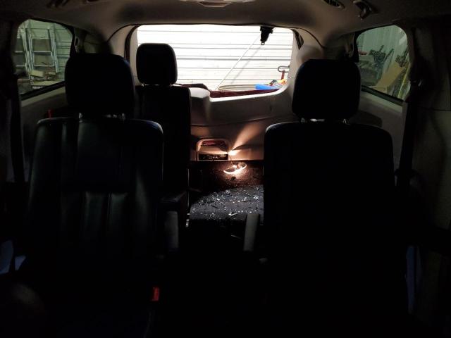 Photo 10 from auction – 2012 CHRYSLER TOWN & COU with VIN 2C4RC1BG7CR367826