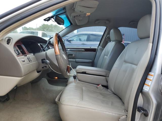 Photo 7 from auction – 2003 LINCOLN TOWN CAR C with VIN 1LNHM83W23Y639990