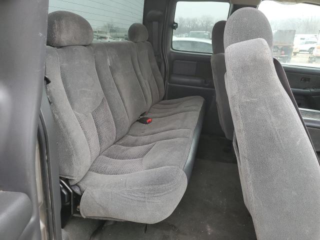 Photo 10 from auction – 2003 CHEVROLET SILVERADO with VIN 2GCEK19T331226416