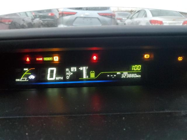 Photo 9 from auction – 2012 TOYOTA PRIUS V with VIN JTDZN3EUXC3115567