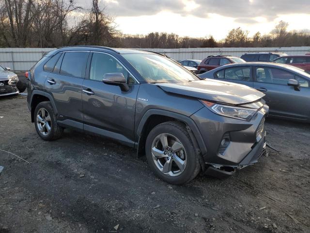 Photo 4 from auction – 2019 TOYOTA RAV4 LIMIT with VIN JTMDWRFV9KD028205